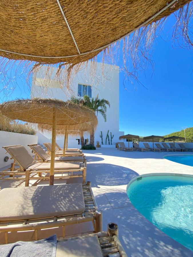 The Olive Boutique Suites & Spa Cala Llonga  Exterior foto